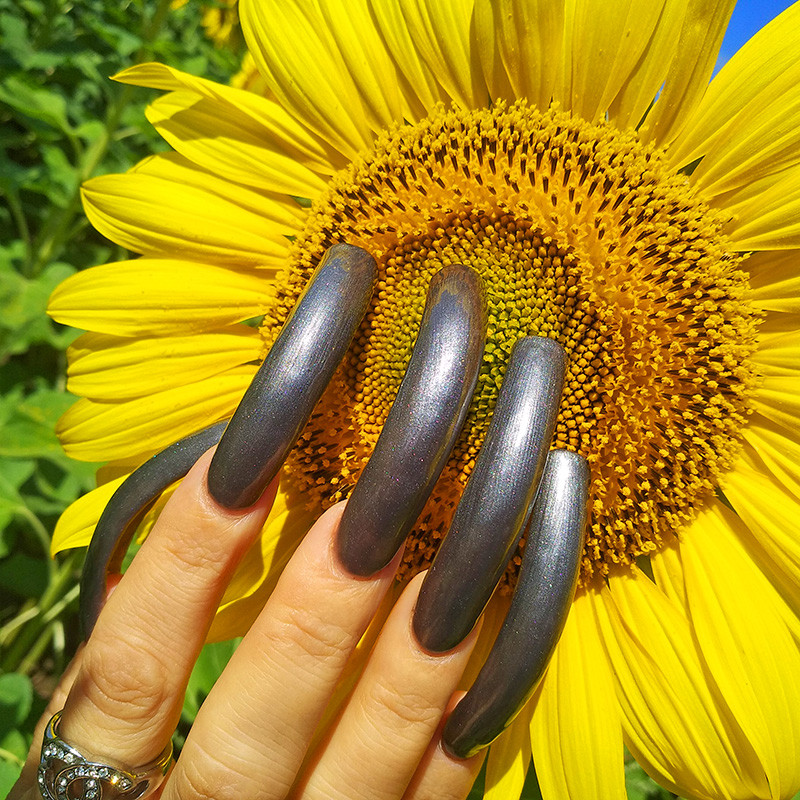 Sunflowers and new manicure (pedicure) 