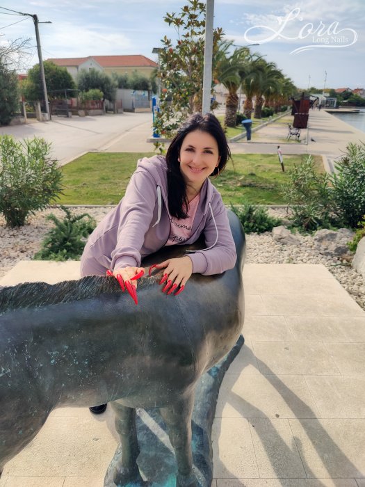Photoshoot "LONG NAILS ⛵ ASMR TAPPING on the PIER"