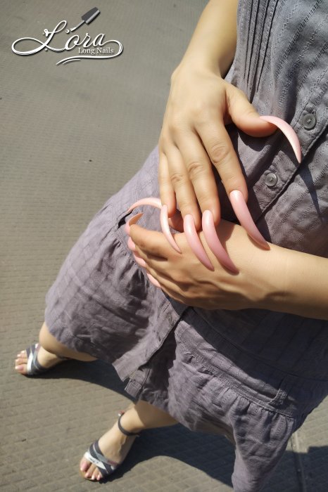 Toenails and long nails, sea, photo shoot for the video (archive 20.08.2019)