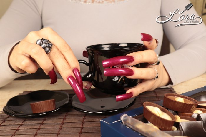 Photosession ❤️ Valentine's - Long Nails & Tea with chocolates