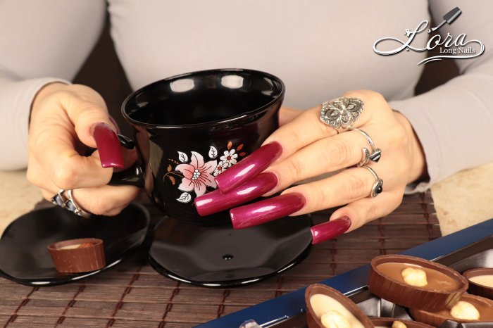 Photosession ❤️ Valentine's - Long Nails & Tea with chocolates