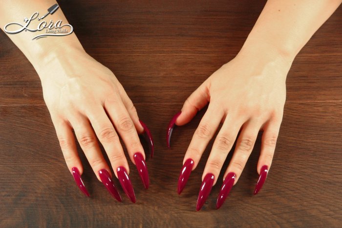 Red stiletto sharp nails ⭕ archive (28.10.2018) 