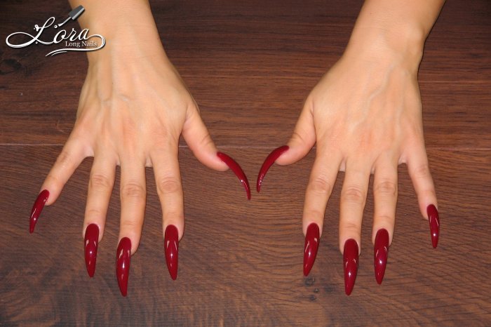 Red stiletto sharp nails ⭕ archive (28.10.2018) 