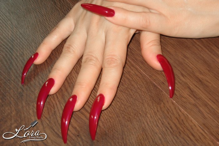 Red stiletto sharp nails ⭕ archive (28.10.2018) 