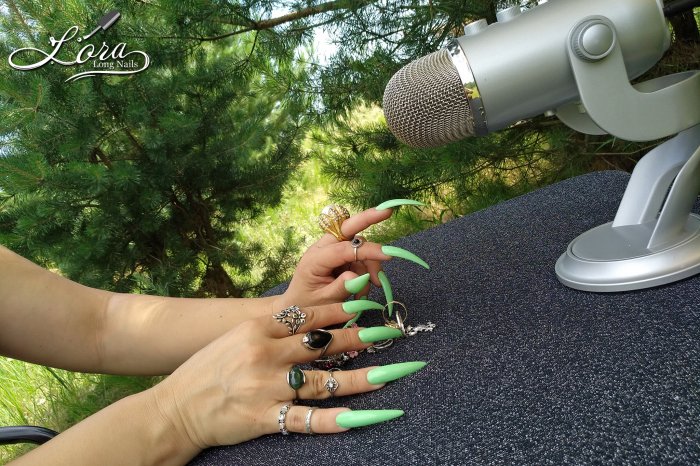 Nails, rings and asmr in the forest 🌲