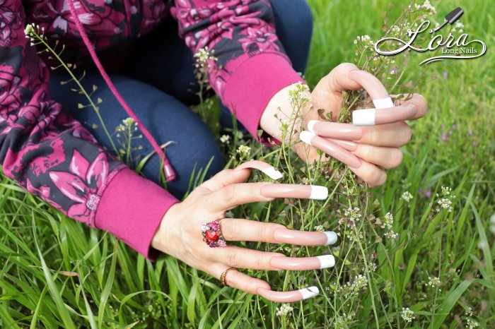 🌼 Spring photo session NAILS FRENCH