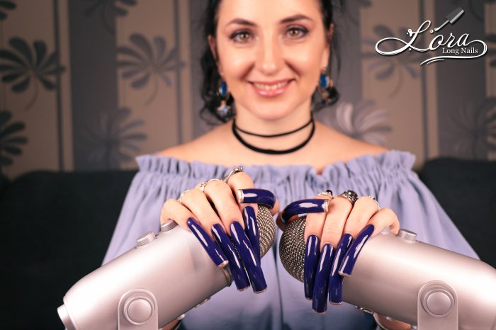 Photo to video with tapping and long blue nails