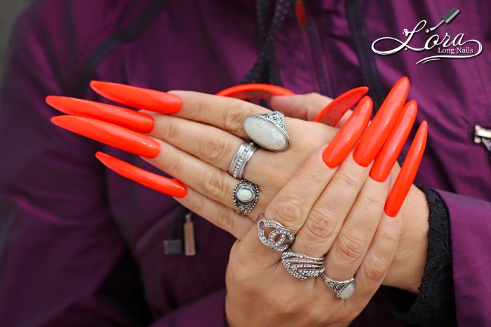 My new orange pointy nails