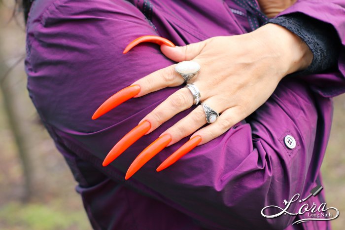 My new orange pointy nails