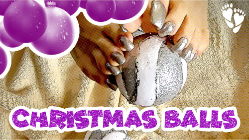 Christmas balls ❄️Long toenails scratching 👣 Silver pedicure