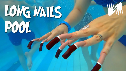 WATER PARK 💦 Long nails in the pool 🐟 Underwater photography