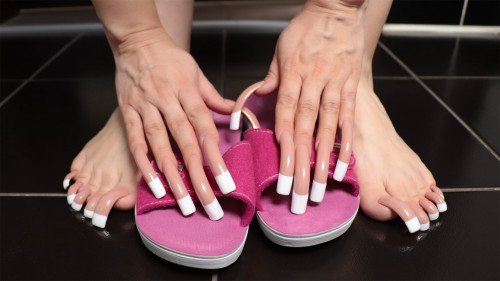 #1 Long toenail and foot care (photoshoot)