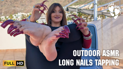 🌿💅 Urban Calm: Outdoor Nail Tapping ASMR ✨