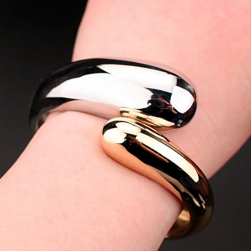 Gold-tone alloy wide snake bracelet